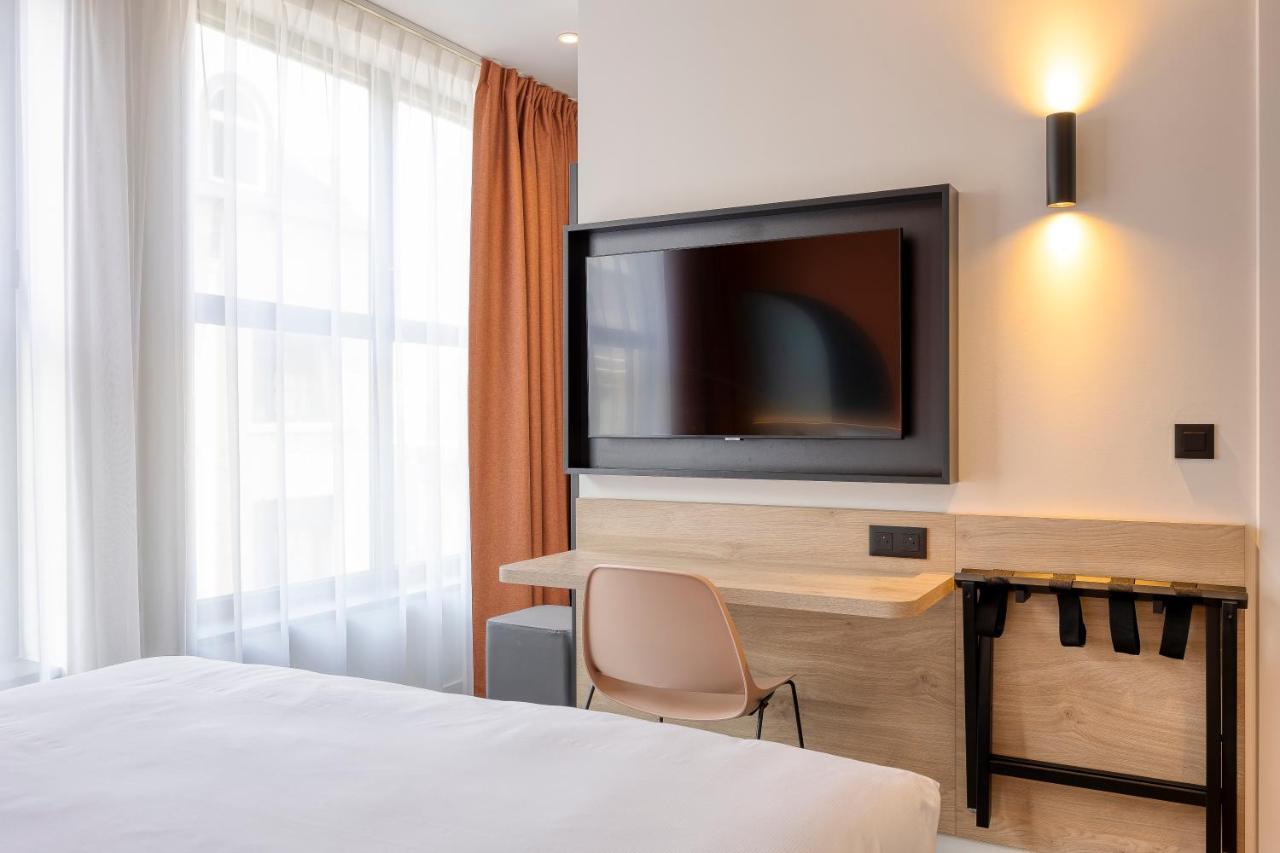 B&B Hotel Хаселт Екстериор снимка